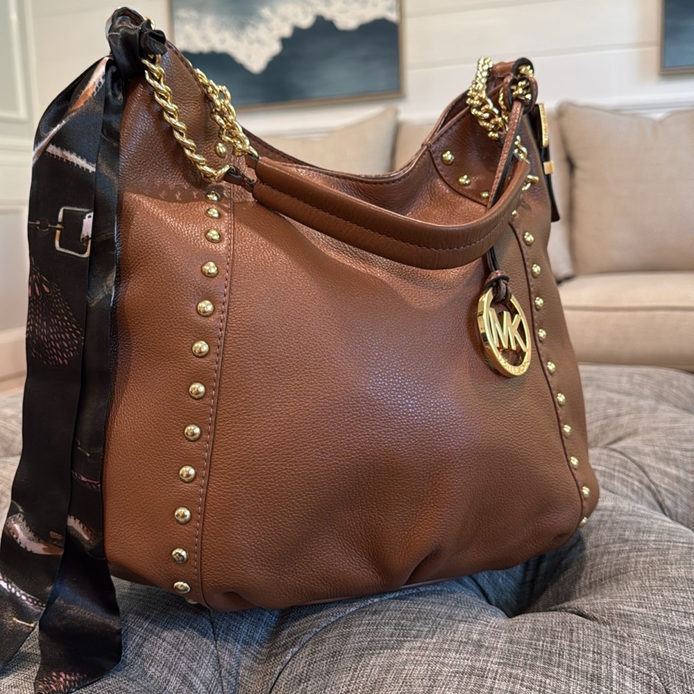 Michael Kors Bag  Brown Pebbled Leather Hobo Bag with Gold Studs and Gold Chain - Picture 3 of 17